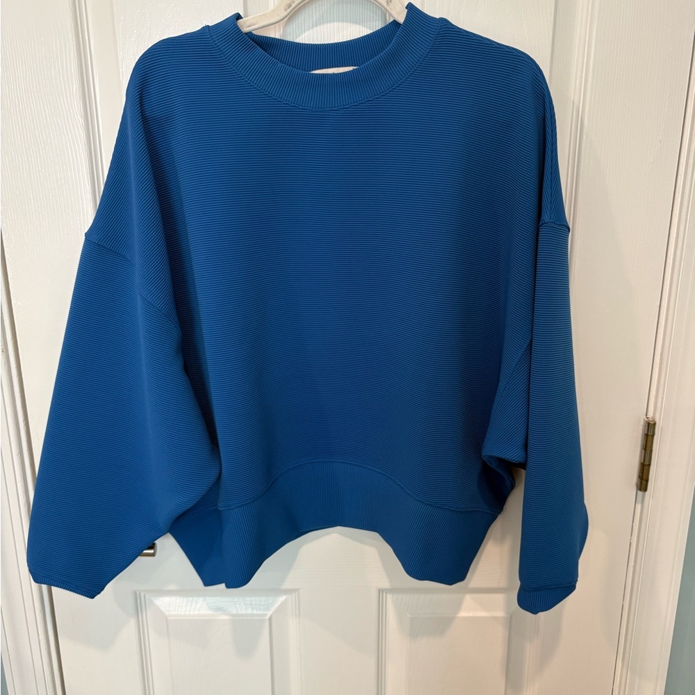 Zenana Raised Ribbed ballon sleeve dolman top, in navy (blue) size small